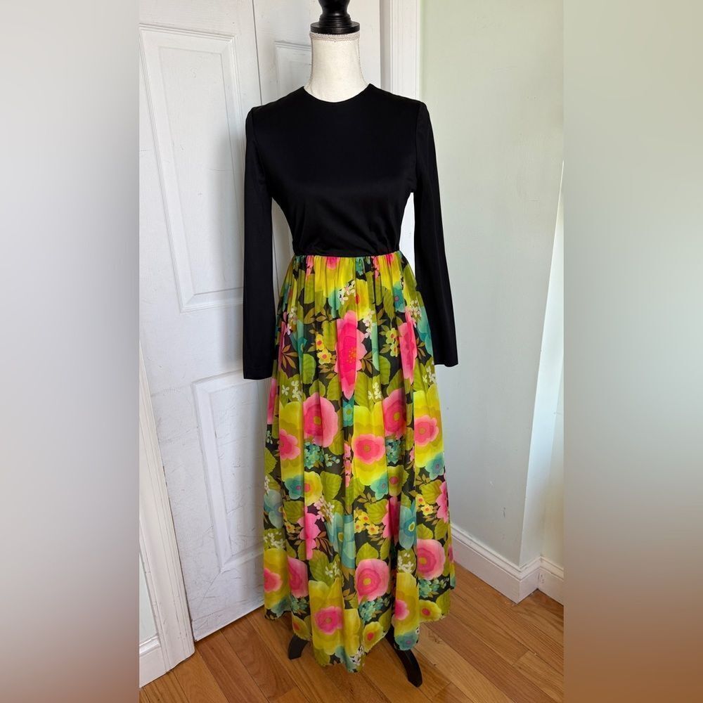1970s Flower Power Hostess Maxi Evening Dress Sz Medium to Small